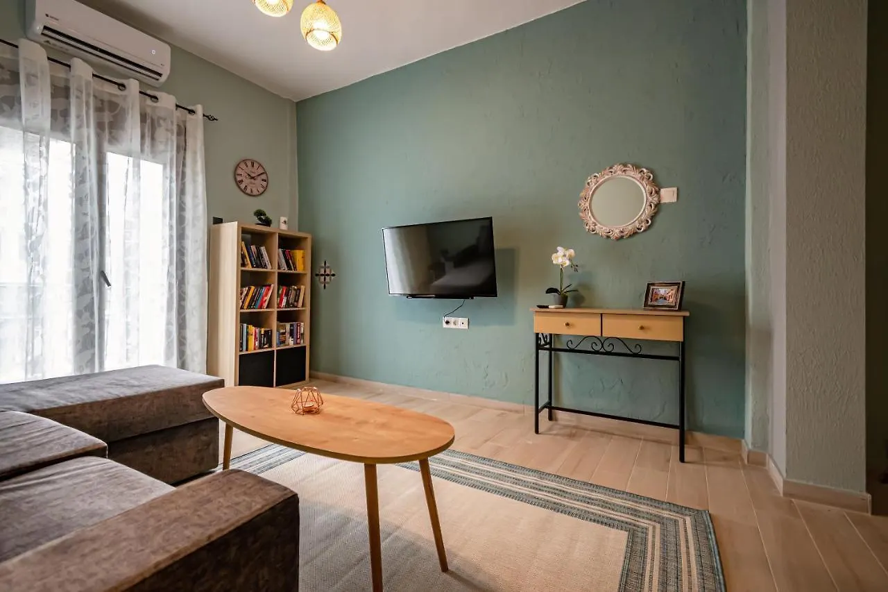 One Salonica Deluxe Apartment 2