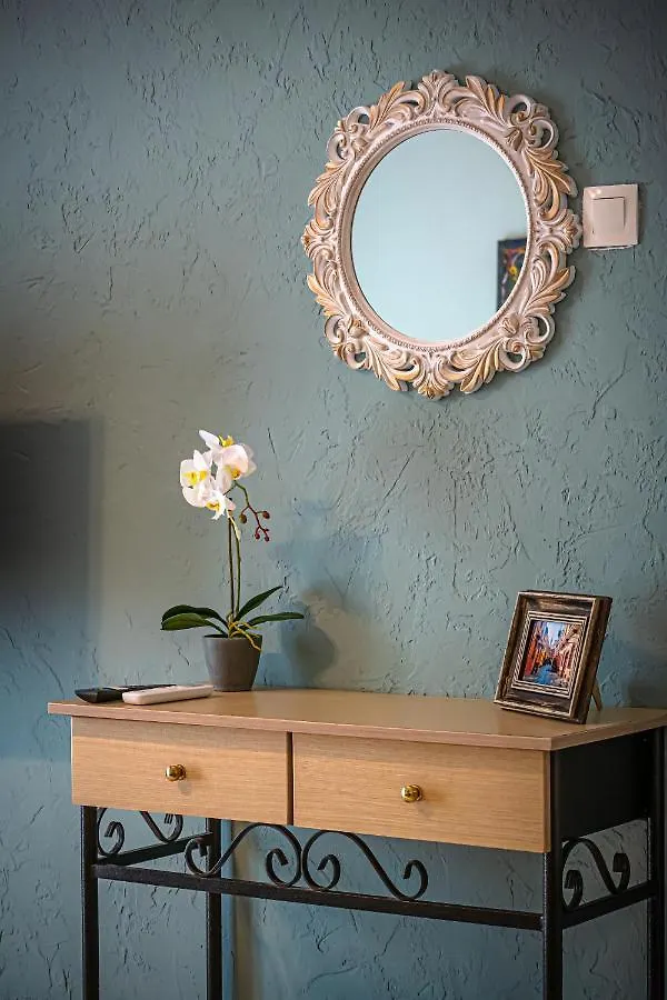 One Salonica Deluxe Apartment 2
